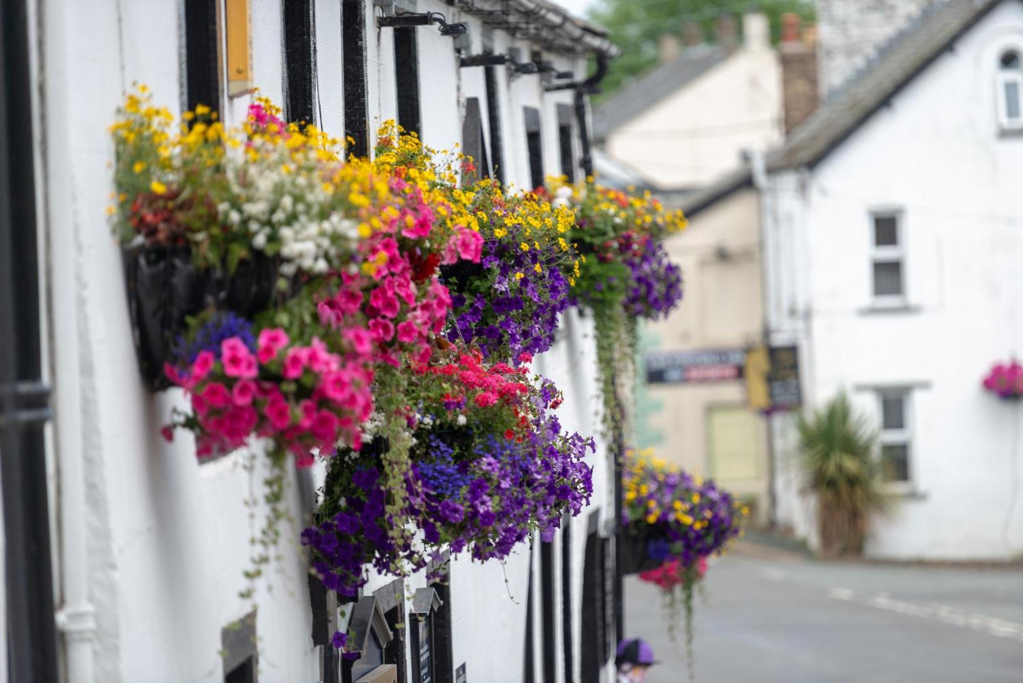 The Horse And Farrier And The Salutation Keswick Inn Threlkeld