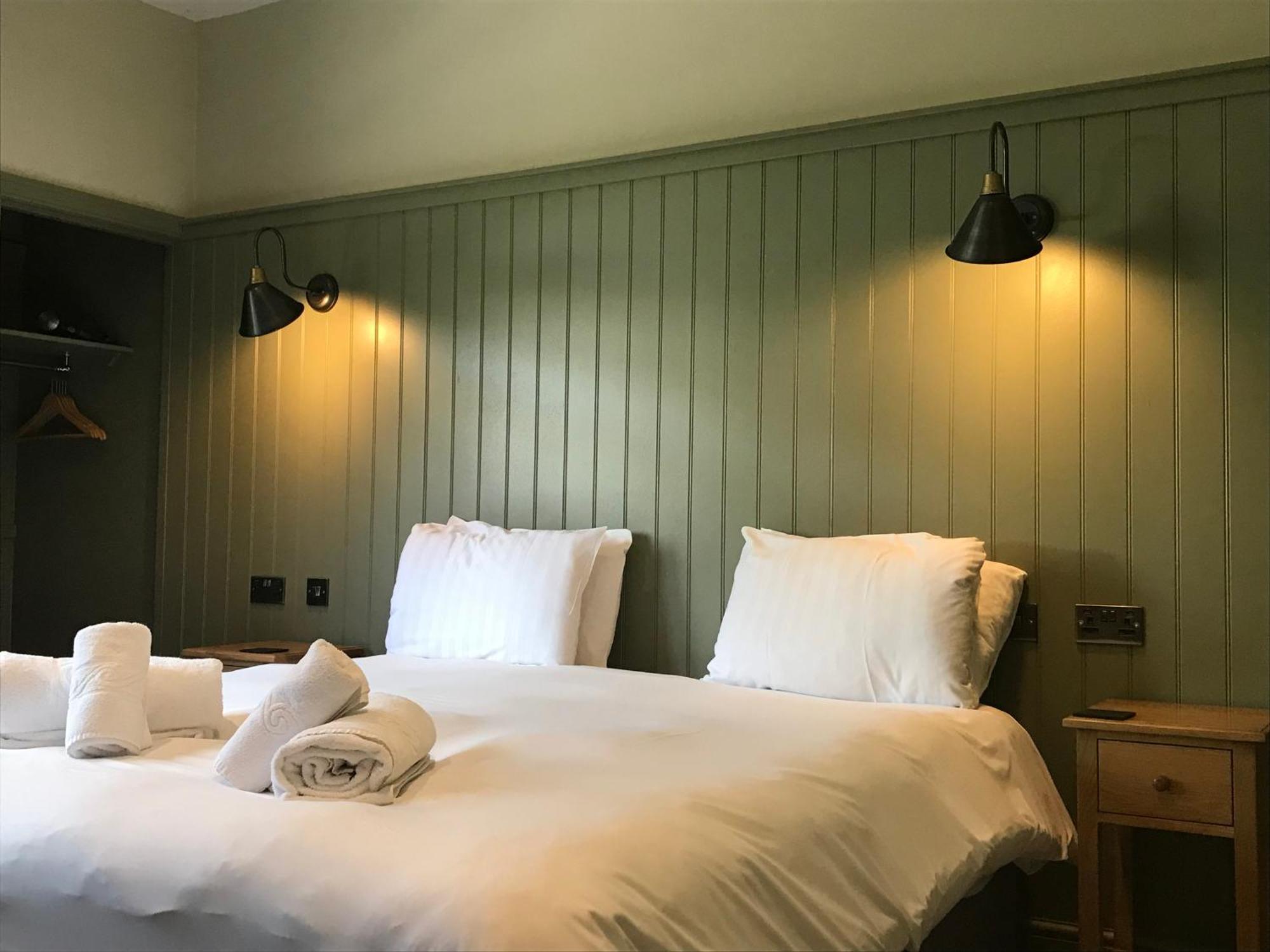 Inn The Horse And Farrier And The Salutation Keswick Threlkeld
